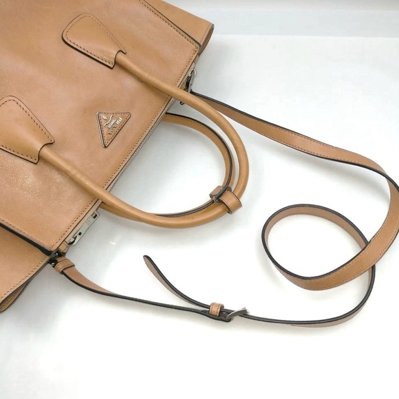 Prada Milano 2 Way Zipper Leather Shoulder Bag Brown - Picture 3 of 8